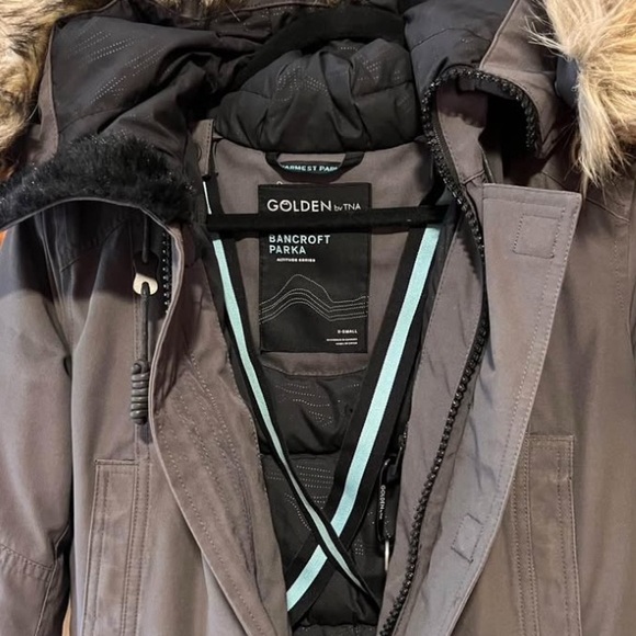 Aritzia TNA “Bancroft” parka. Women’s XS. EUC. - Picture 4 of 4